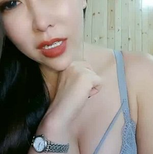直播间蜜桃御姐撩人合集27V15.2G很顶 直播间蜜桃御姐撩人合集27V15.2G很顶