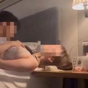 重庆妻子023伊人劲爆来夫篇4部真实绿帽930M带聊天记录 重庆妻子023伊人劲爆来夫篇4部真实绿帽930M带聊天记录